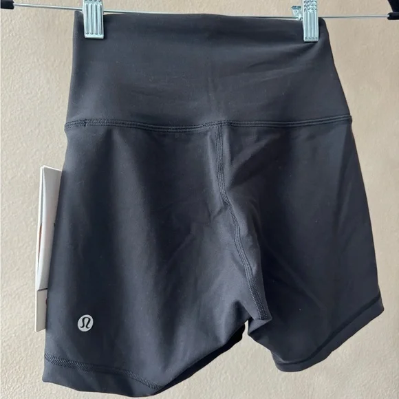 NWT LULULEMON WUNDER UNDER HR SHORT - Picture 4 of 5